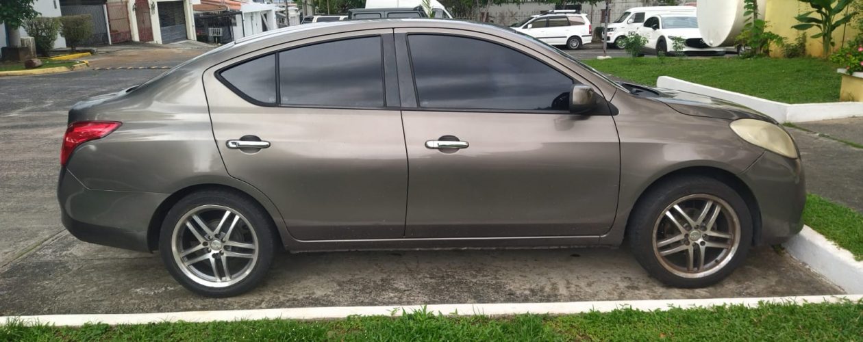 Nissan Versa 2012 en Venta 5,000 USD